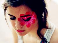 面对伤害你的人你会心软吗