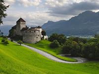 三大生肖，35岁后就是福星