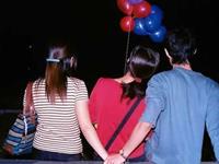 哪些星男抱着现任却不忘前任