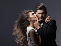 年纪轻轻却偏爱少妇的星男