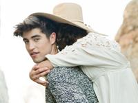 测你对他有足够的吸引力吗