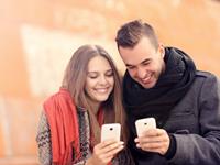 哪些星男会主动把手机给女票看