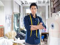 适合当服装设计师的生肖男