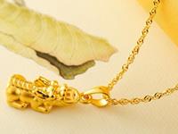 黄金貔貅吊坠怎么开光？