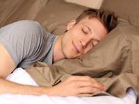 冬天懒洋洋，十分贪睡的星座男