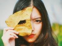 社会形形色色，面具只是这些星座的保护色