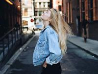 占卜你身边的异性桃花如何