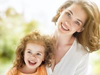 当了妈妈又怎样？这些星女有一颗年轻的心