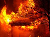 梦见家里起火的预示和财运有关