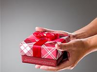 当七夕收到恶搞礼物，AB血型女啥反应？