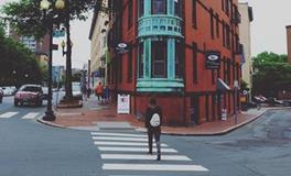 近期ta会主动联系你吗？