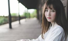 沉静慢热，不太擅长交际的星座女