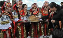 俄罗斯族的民风民俗