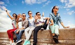 AB型血人如何与朋友相处