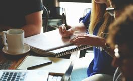 梦见以前同事预示什么