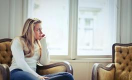 女人梦见卖房子