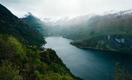 梦见和去世的人在一起