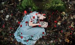 属虎女喜欢一个人的表现