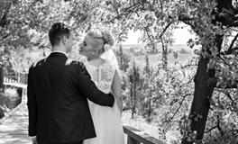 梦到跟认识的人结婚