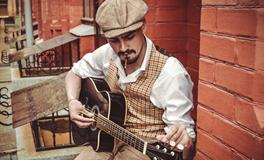 揭秘女人缘最好的生肖男