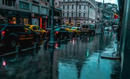 梦见雨下的特别大