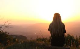 做梦梦到人死了又活过来了