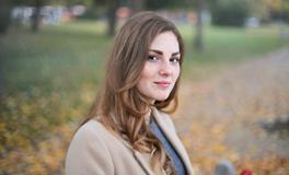 做梦梦到头发白了一半