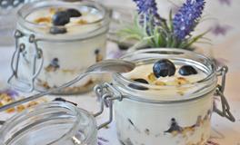 梦见别人请我吃饭是什么意思