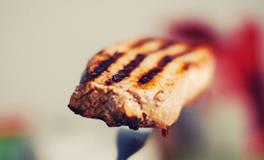 梦见和家人吃饭