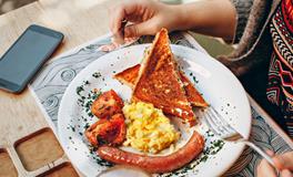 梦见请领导吃饭