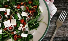 梦见和熟人一起吃饭