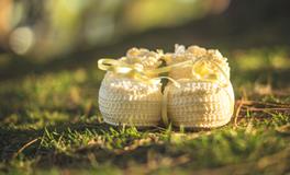 梦到背小孩是什么意思