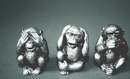 梦见飞机在天上飞