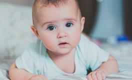 梦见自己腿上拽出虫子