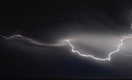 梦见牙齿碎了并吐出来