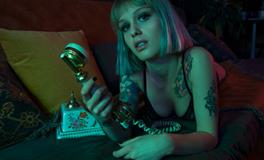 梦见找衣服穿找不到