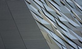 女人梦见陌生人进家