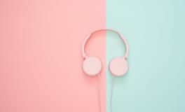 做梦梦到老人喝药死了