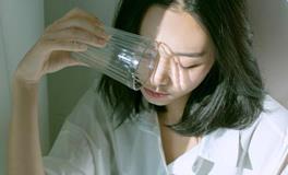 惹女朋友生气了，四大血型男会如何应对？