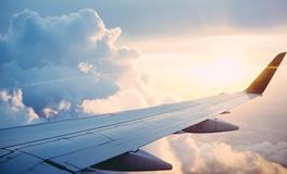 梦见自己在天上飞来飞去