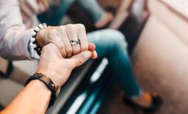 梦见自己喊救命