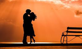 梦见和前男友接吻是什么意思