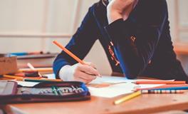 梦见别班的女同学