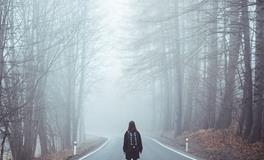 梦见找人遇到不认识的人