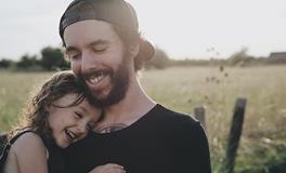 梦见背小孩是什么意思