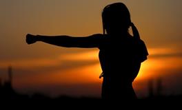 梦见老公被打死了