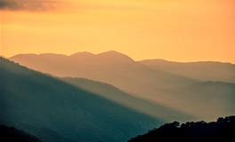 做梦梦见山体滑坡