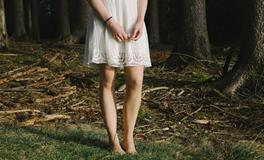 梦见没穿鞋子走路是什么意思