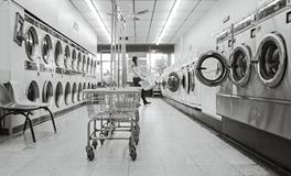 梦见洗衣服洗不干净是什么意思