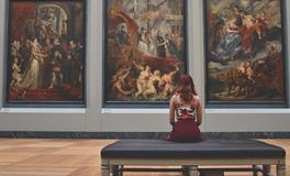 客厅挂画要注意的禁忌知识